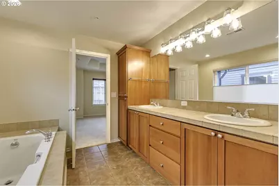 11667 SW Grenoble St, Wilsonville, OR 97070 - Photo 27