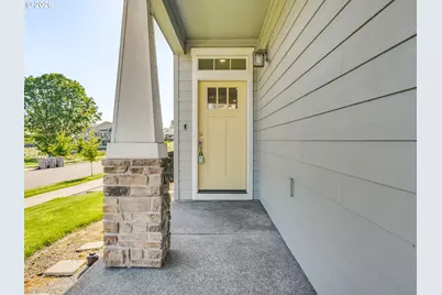 2706 NW Eric Dr, McMinnville, OR 97128 - Photo 3