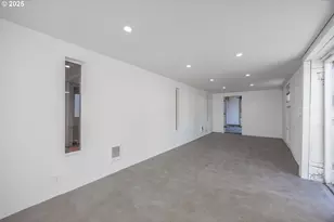 103 Allen St, Kelso, WA 98626 - Photo 7