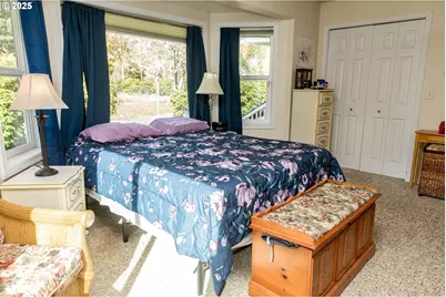 27277 Lower Smith River Rd, Reedsport, OR 97467 - Photo 19