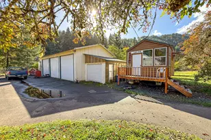 27277 Lower Smith River Rd, Reedsport, OR 97467 - Photo 27