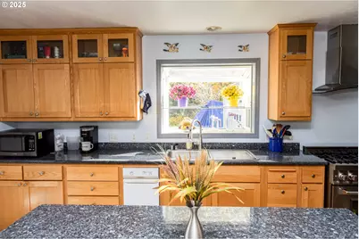 27277 Lower Smith River Rd, Reedsport, OR 97467 - Photo 13