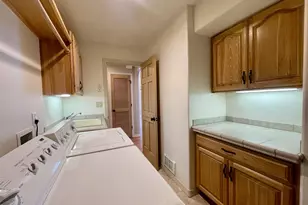 2180 Hayes St, North Bend, OR 97459 - Photo 27