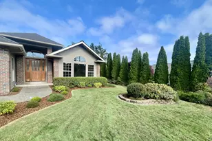 2180 Hayes St, North Bend, OR 97459 - Photo 3