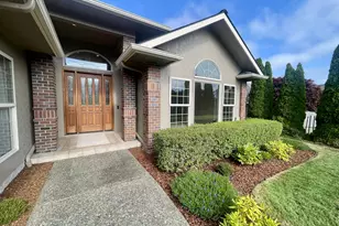 2180 Hayes St, North Bend, OR 97459 - Photo 1