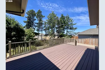 2180 Hayes St, North Bend, OR 97459 - Photo 43