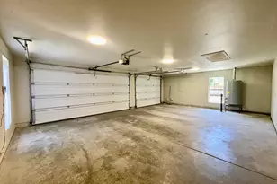 2180 Hayes St, North Bend, OR 97459 - Photo 29
