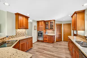 12829 SE Ott St, Clackamas, OR 97015 - Photo 7