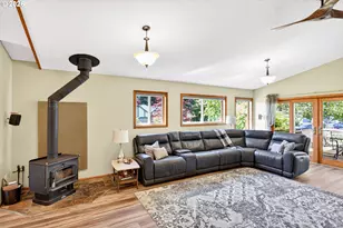12829 SE Ott St, Clackamas, OR 97015 - Photo 11