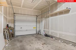 15723 NE Beech 3C St, Portland, OR 97230 - Photo 9