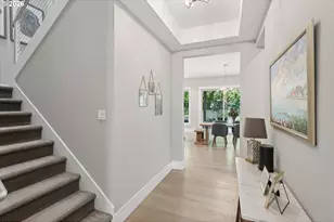 233 S Vermont St, Portland, OR 97219 - Photo 7