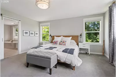 233 S Vermont St, Portland, OR 97219 - Photo 17