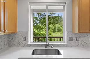 179 SE 49th Ct, Hillsboro, OR 97123 - Photo 11