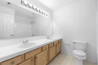 179 SE 49th Ct, Hillsboro, OR 97123 - Photo 27