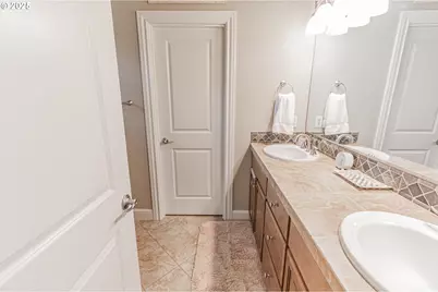 2278 NE Hotspur Ln, Lincoln City, OR 97367 - Photo 23