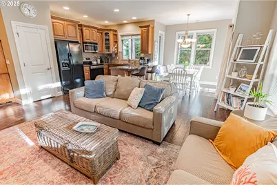 2278 NE Hotspur Ln, Lincoln City, OR 97367 - Photo 9