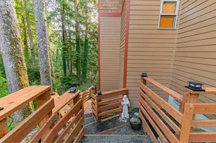 2278 NE Hotspur Ln, Lincoln City, OR 97367 - Photo 45