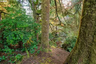 2278 NE Hotspur Ln, Lincoln City, OR 97367 - Photo 47