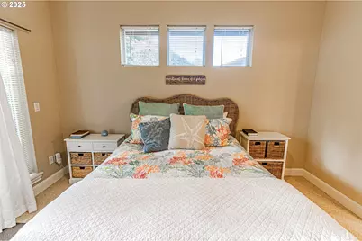 2278 NE Hotspur Ln, Lincoln City, OR 97367 - Photo 21