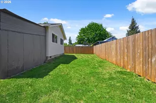 355 Stark St, Woodburn, OR 97071 - Photo 29