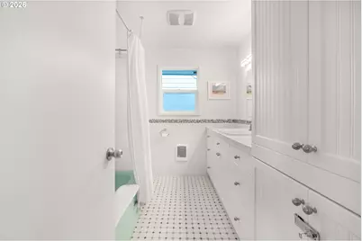 1210 S Columbia St, Seaside, OR 97138 - Photo 21