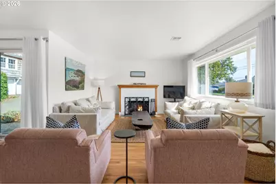 1210 S Columbia St, Seaside, OR 97138 - Photo 7