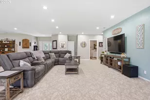 26500 S Milk Creek Cir, Mulino, OR 97042 - Photo 11