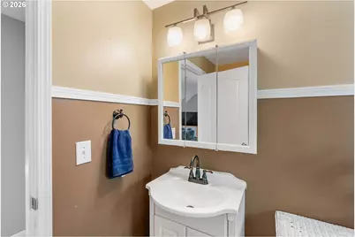 1301 E 19th St, The Dalles, OR 97058 - Photo 29