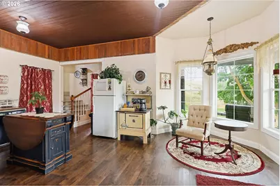 5125 Fifteen Mile Rd, The Dalles, OR 97058 - Photo 9