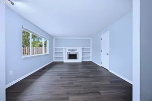 19914 NE Holladay St, Portland, OR 97230 - Photo 13