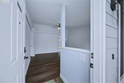 19914 NE Holladay St, Portland, OR 97230 - Photo 3
