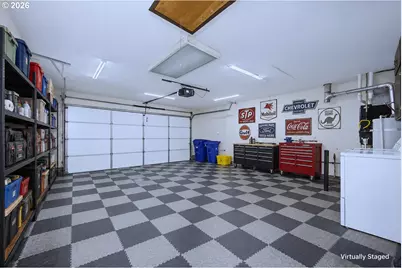 19914 NE Holladay St, Portland, OR 97230 - Photo 27