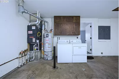 19914 NE Holladay St, Portland, OR 97230 - Photo 29