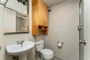 255 SW Harrison St, Portland, OR 97201 - Photo 13