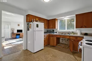 3307 Arrowhead St, Eugene, OR 97404 - Photo 7