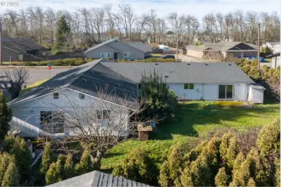 3307 Arrowhead St, Eugene, OR 97404 - Photo 43