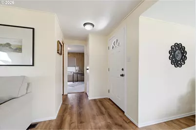 658 S 57th St #35, Springfield, OR 97478 - Photo 5