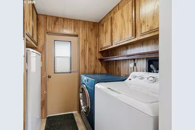 658 S 57th St #35, Springfield, OR 97478 - Photo 27