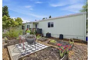 658 S 57th St, Springfield, OR 97478 - Photo 23