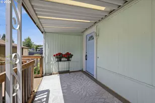 658 S 57th St, Springfield, OR 97478 - Photo 3