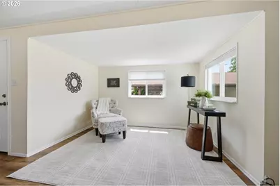 658 S 57th St #35, Springfield, OR 97478 - Photo 9