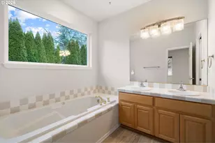 2136 NE 52nd Ave, Hillsboro, OR 97124 - Photo 13