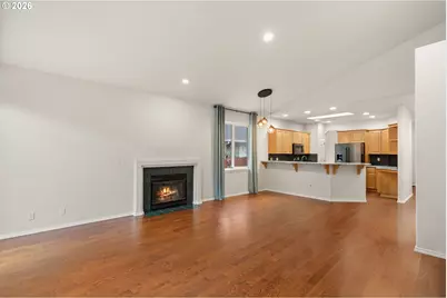 2136 NE 52nd Ave, Hillsboro, OR 97124 - Photo 3