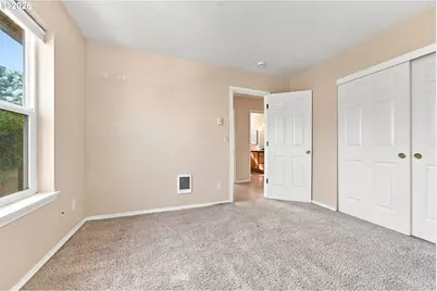 512 NE Roselawn St, Portland, OR 97211 - Photo 25