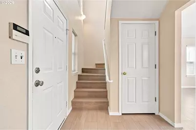 512 NE Roselawn St, Portland, OR 97211 - Photo 5