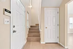 512 NE Roselawn St, Portland, OR 97211 - Photo 5