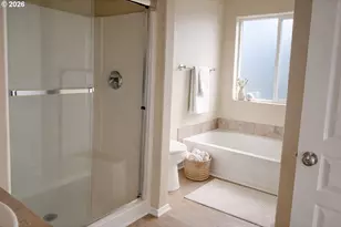 1996 Hawksview Ave SE, Salem, OR 97306 - Photo 19