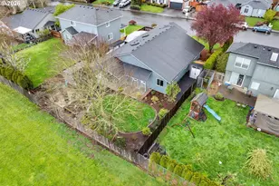 1057 S Pine St, Canby, OR 97013 - Photo 39