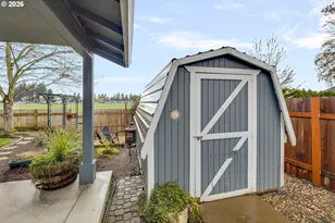 1057 S Pine St, Canby, OR 97013 - Photo 27