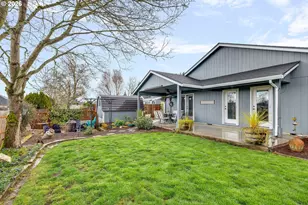 1057 S Pine St, Canby, OR 97013 - Photo 25